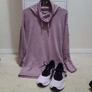 Old Navy Active pullover size small